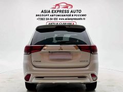Mitsubishi Outlander 2021 2.0L 2WD Entry-Level 5-Seater - фото 2