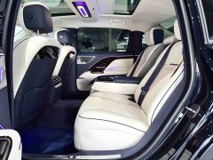Hongqi Golden Sunflower Guoya 3.0T V6 version - фото 12