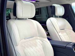 Hongqi Golden Sunflower Guoya 3.0T V6 version - фото 14