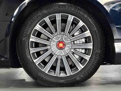 Hongqi Golden Sunflower Guoya 3.0T V6 version - фото 18