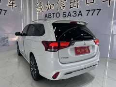 Mitsubishi Outlander 2021 2.0L 2WD Entry-Level 5-Seater - фото 6