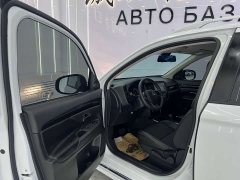 Mitsubishi Outlander 2021 2.0L 2WD Entry-Level 5-Seater - фото 7