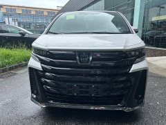 Toyota Wilfa Crown Dual Engine 2.5L Ink Gold Edition - фото 2