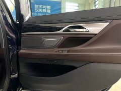 BMW 7 Series 2021 730Li M Sports Package - фото 12