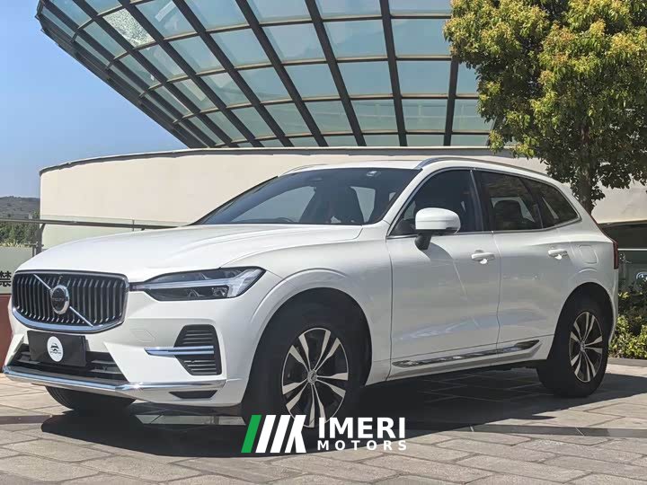 Volvo XC60 B5 four-wheel drive Zhiyi luxury version - автомобиль из Китая