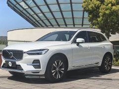 Volvo XC60 B5 four-wheel drive Zhiyi luxury version - фото 1