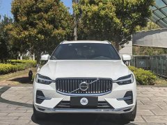 Volvo XC60 B5 four-wheel drive Zhiyi luxury version - фото 2