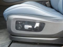 BMW XM Base - фото 10