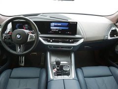 BMW XM Base - фото 7