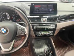 BMW X1 sDrive20Li fashionable - фото 11