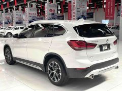BMW X1 sDrive20Li fashionable - фото 4