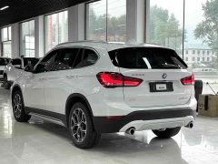 BMW X1 sDrive20Li fashionable - фото 4