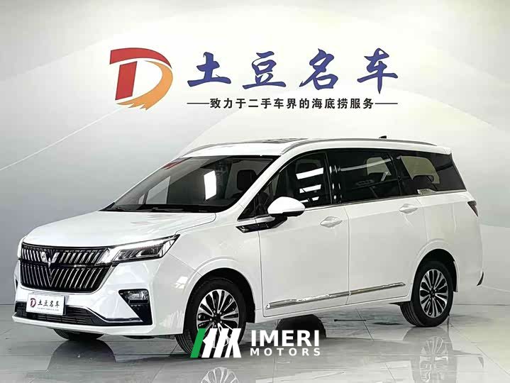 Wuling Jiachen 1.5T CVT Flagship - автомобиль из Китая