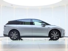 Li Auto Ideal i6 four-wheel drive standard version - фото 3