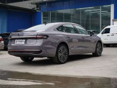 Volkswagen Passat 2025 Pro 380TSI Star Dragon Edition - фото 7