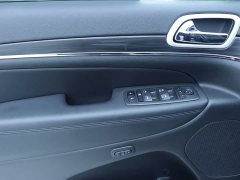 Jeep Grand Cherokee (Import) 2020 3.0L Elite Navigation Edition - фото 12