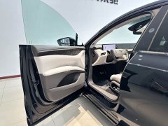 Lexus Zhiji LS7 90kWh Max Elite rear-wheel drive version - фото 10