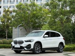 BMW X1 sDrive25Li Leading - фото 1