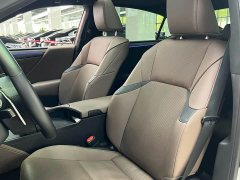 Lexus ES 300h Premium Edition - фото 9