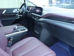 BMW Century 2023 2.0T Six-Seater Yunshi Edition - фото 9