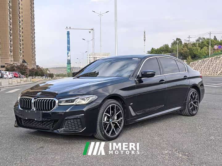 BMW 5 Series 2022 530Li Exclusive M Sports Package - автомобиль из Китая