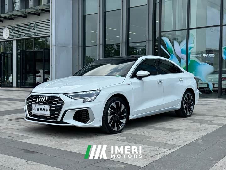 Audi A3 A3L Limousine 35 TFSI Fashionable and Sporty - автомобиль из Китая