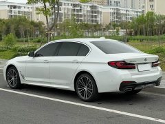 BMW 5 Series 530Li leading M sports package - фото 14