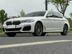 BMW 5 Series 530Li leading M sports package - фото 2