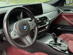 BMW 5 Series 530Li leading M sports package - фото 6