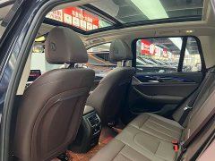 BMW X3 facelift xDrive25i M sports package - фото 11