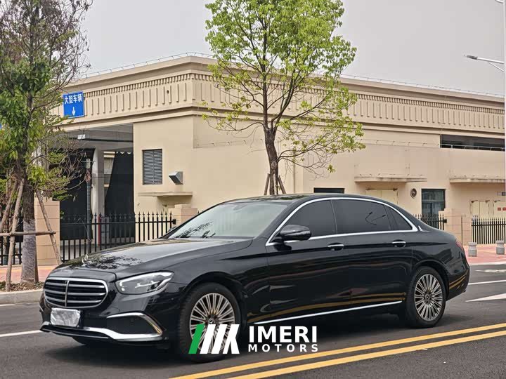 Mercedes-Benz E-Class facelift E 300 L luxury - автомобиль из Китая