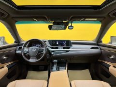 Lexus ES 2020 300h Premium Edition - фото 13