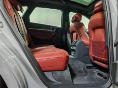 Audi Q5L 45th Anniversary Collector's Edition 45 TFSI Luxurious and Dynamic - фото 6