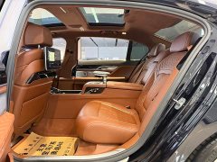 BMW 7 Series 2019 Facelift 740Li xDrive Executive Luxury Package - фото 12