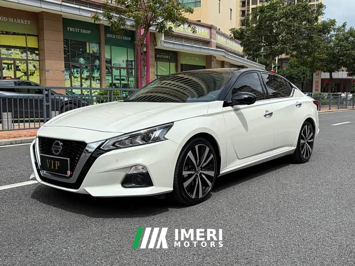 Nissan Teana 2.0T XV AD1 Zhizun Pilot Edition - автомобиль из Китая
