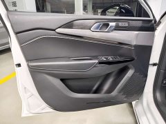 Lynk & Co 02 Hatchback 2.0TD Pro - фото 11