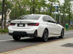 BMW 3 Series 320Li M Sport Package - фото 4