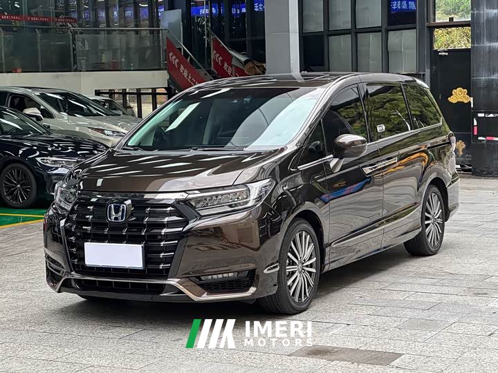 Honda Elysion 2.0L e:HEV Luxury Pioneer Edition