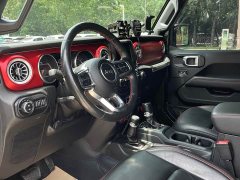 Mercedes-Benz Wrangler 2021 2.0T Sahara four-door version - фото 11