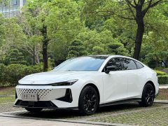 Changan UNI-V 1.5T premium - фото 1