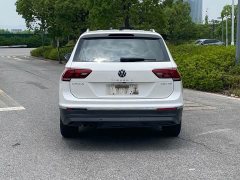 Volkswagen Tiguan L 280TSI automatic two-wheel drive smart version - фото 8