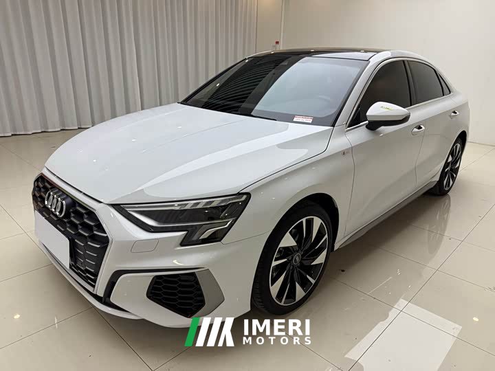 Audi A3 A3L Limousine 35 TFSI Fashion Sport - автомобиль из Китая
