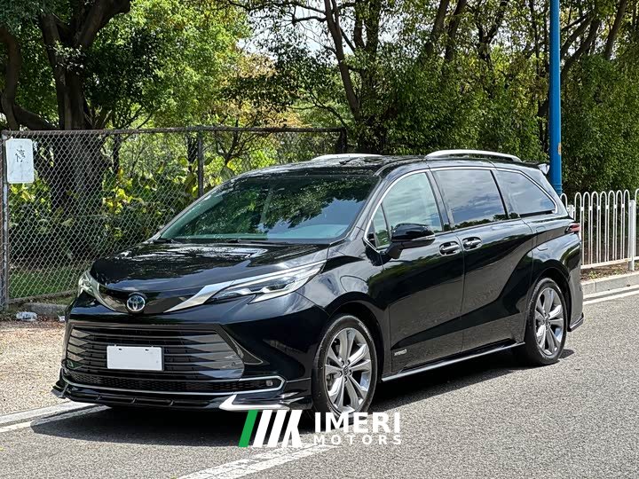 Toyota SIENNA 2021 2.5L Hybrid Premium Edition - автомобиль из Китая