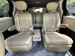 Toyota SIENNA 2021 2.5L Hybrid Premium Edition - фото 16