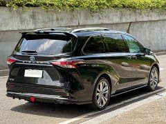 Toyota SIENNA 2021 2.5L Hybrid Premium Edition - фото 20