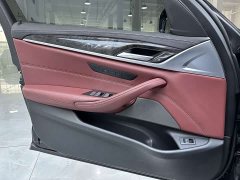 BMW 5 Series facelift 525Li M Sports Package - фото 10