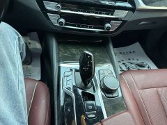 BMW 5 Series facelift 525Li M Sports Package - фото 11