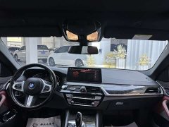 BMW 5 Series facelift 525Li M Sports Package - фото 6
