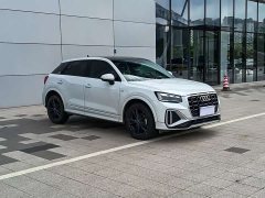 Audi Q2L 35 TFSI aggressive and dynamic - фото 3