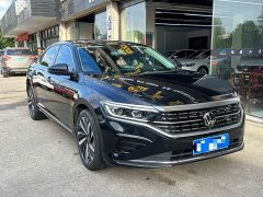 Volkswagen Passat 330TSI Luxury Edition - фото 3